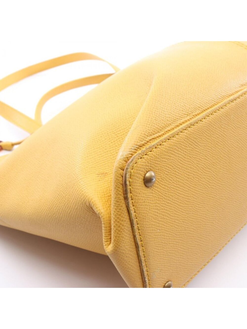 Chanel Tote with Charm Yellow Leather - Picture 5 of 15